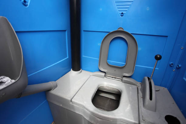 Best Deluxe Portable Toilet Rental in De Soto, KS