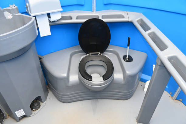 Best Portable Restroom Maintenance and Cleaning in De Soto, KS